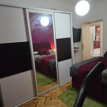 Trscanska Apartemnt 63 Family Апартаменти *
