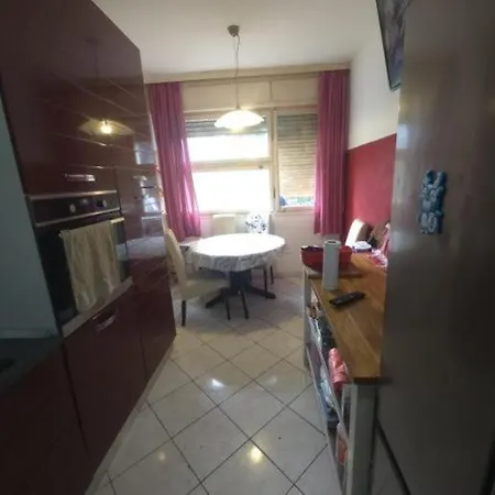 Trscanska Apartemnt 63 Family Апартаменти